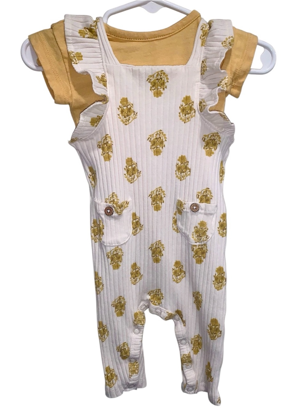 Jessica Simpson outfit 3/6 months